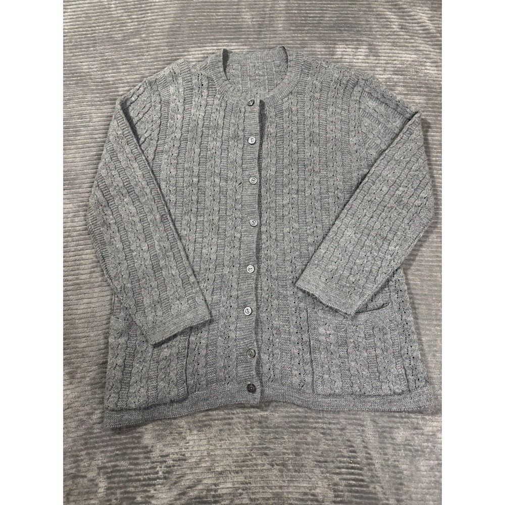 Vintage Knit Minded Women's Long Sleeve Two Pocket Cable Knit Cardigan  Large